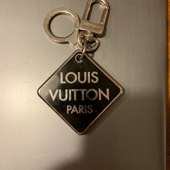 Louis Vuitton Black x Silver Tone Key Chain/Holder